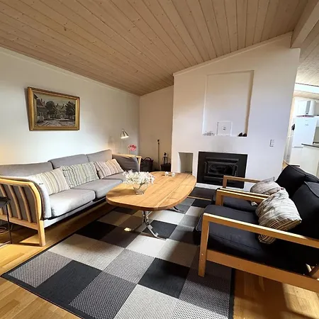 Aiko - 1-8km From The Sea By Interhome